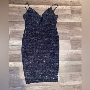 Cute glittery party dress!